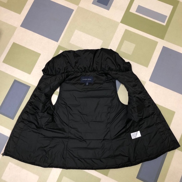 🍁 Lands’ End Down Puffer Vest 🍁 - Picture 3 of 8